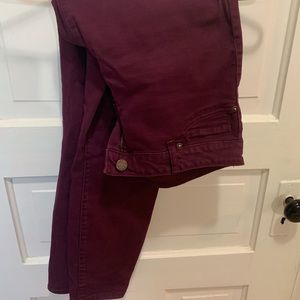 Pristine. skinny jeans.